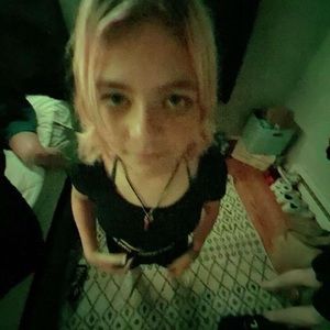 Meet your Posher, Saige